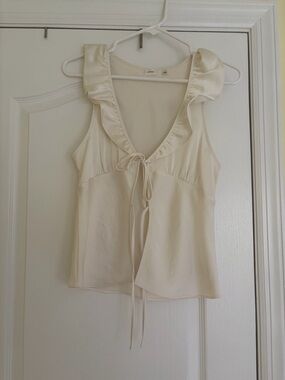 Aritzia Cream Ruffle Tie-Front Sleeveless Blouse